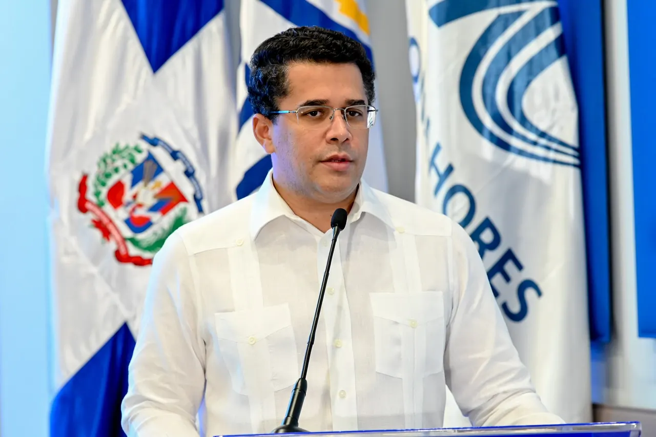Ministro Collado entrega calles renovadas en Ciudad Colonial con RD$221 millones