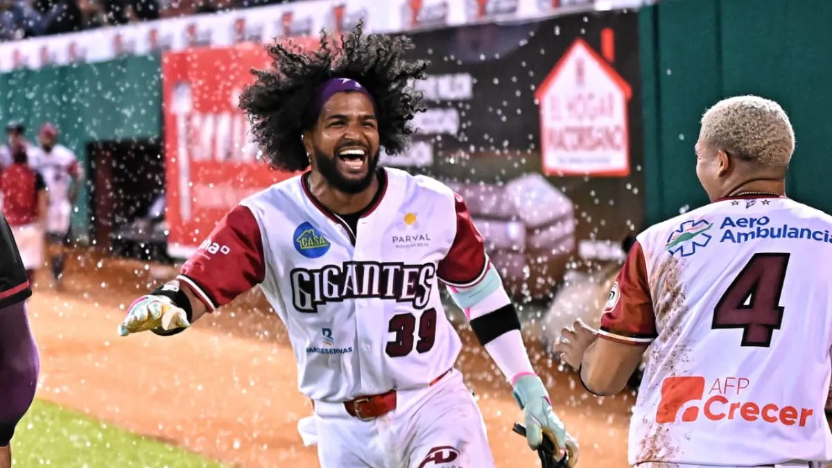 Los Gigantes del Cibao suben al segundo lugar del béisbol dominicano