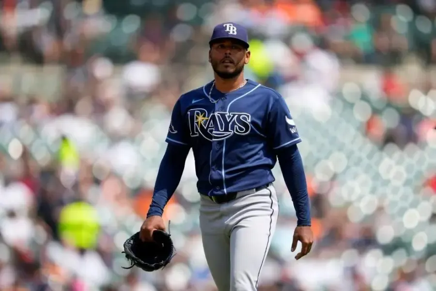 Freddy Peralta será el abridor de Tampa Bay Rays en el sexto partido de la Serie de Campeonato