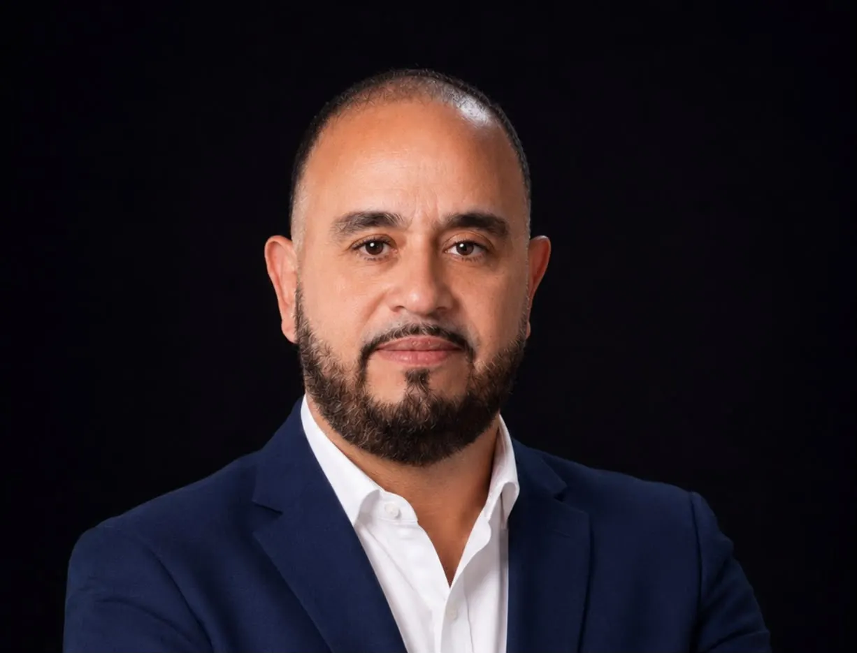 Fernando Núñez gana apoyo en tres municipios del Cibao