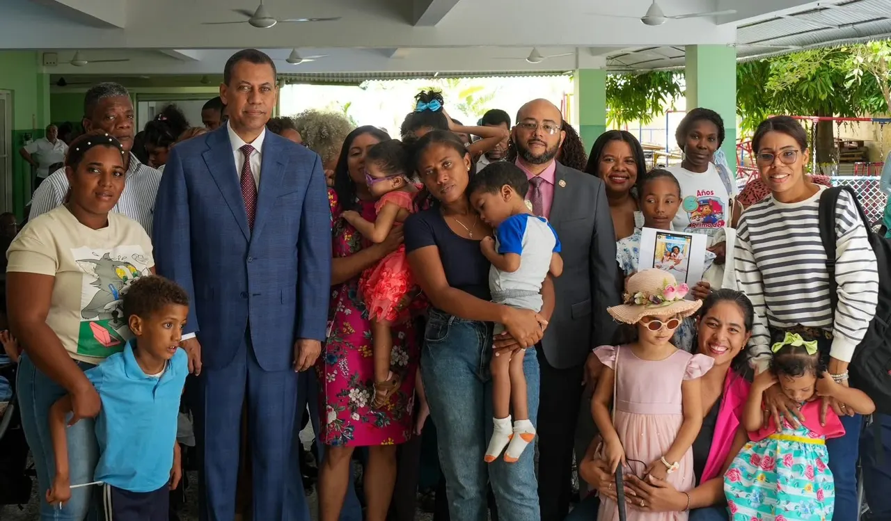 Indotel promoverá mejoras tecnológicas en escuela para discapacitados