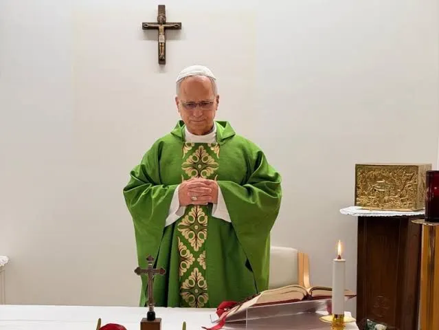 Papa León XIV se recupera bien tras operación de tumor pulmonar