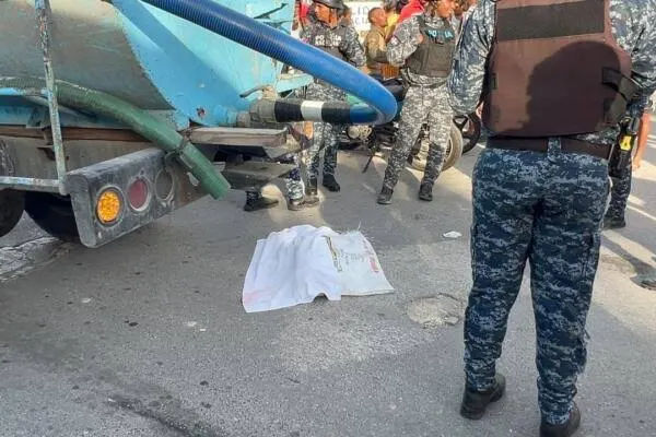 Niña de tres años muere atropellada por camión en Barahona