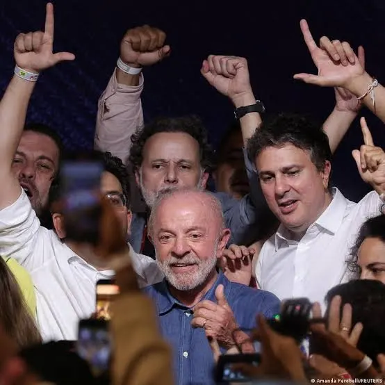Lula da Silva gana elecciones en Brasil con el 51,79%