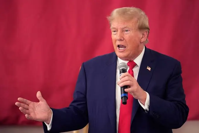 Trump califica de 'muy extrañas' las elecciones en Brasil y confirma autorización para entrada de Bolsonaro a EE.UU.
