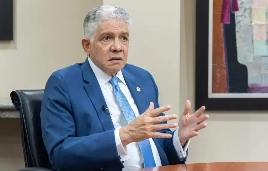 Eduardo Estrella: el presidente Abinader tiene el ojo en Samaná y garantizan obras viales