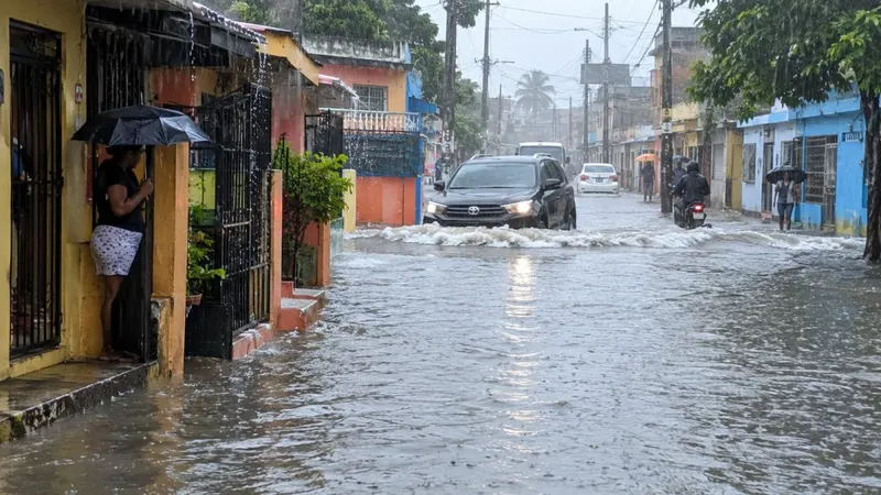 16 provincias dominicanas bajo alerta por condiciones climáticas