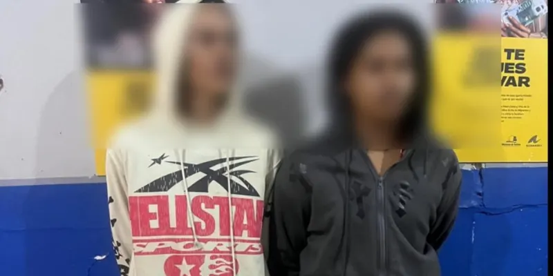 Policía captura a dos presuntos asaltantes en Santiago