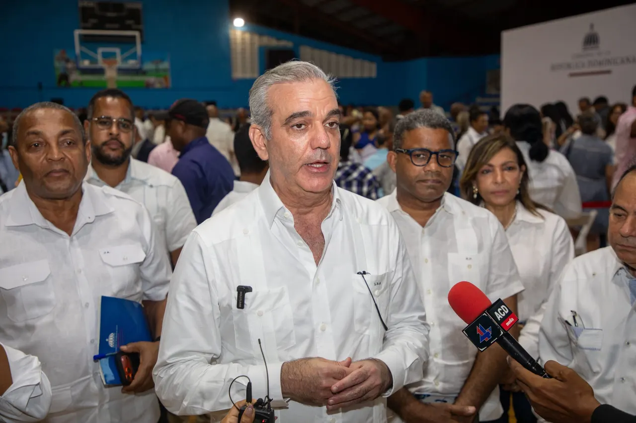 Abinader advierte que RD está lista para enfrentar amenazas de bandas haitianas