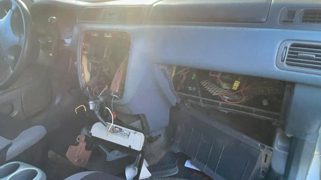 Comunidad retiene a presunto ladrón de equipos de sonido en Santiago