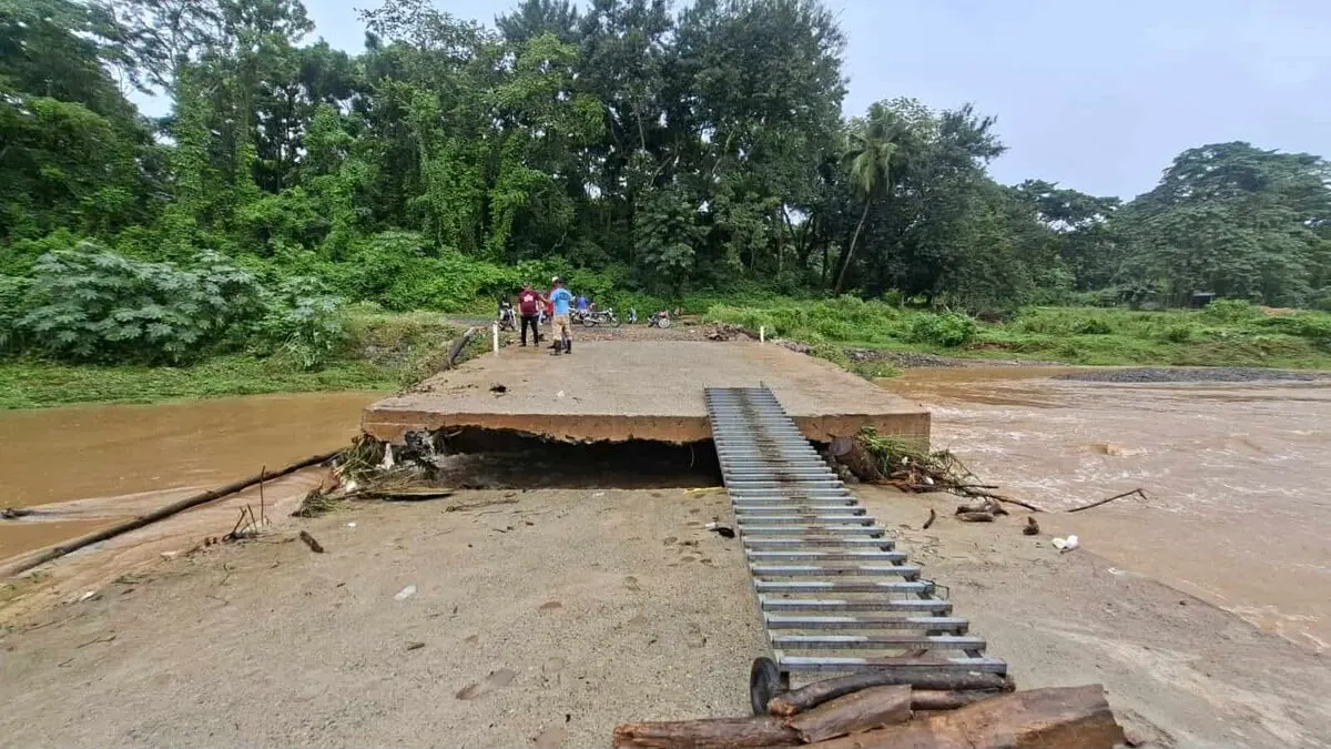 FP exige solución tras colapso de puente en Monte Plata