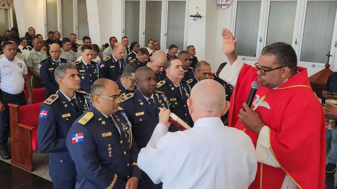 Policía Nacional celebra eucaristía en Bonao como parte de su actividad institucional