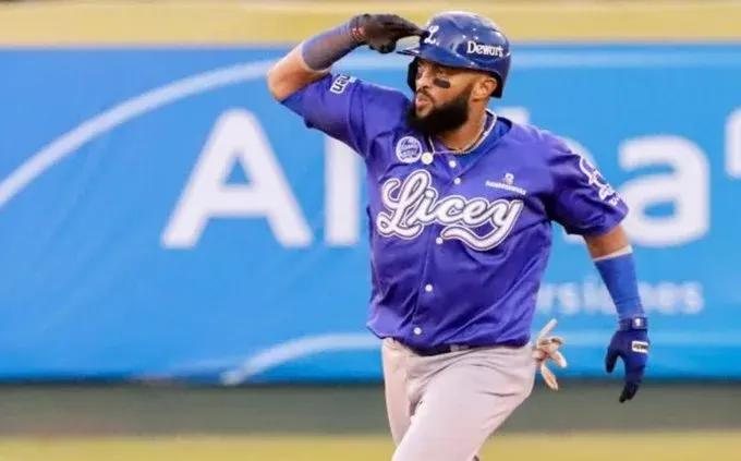Emilio Bonifacio alcanza los 500 hits con los Tigres del Licey
