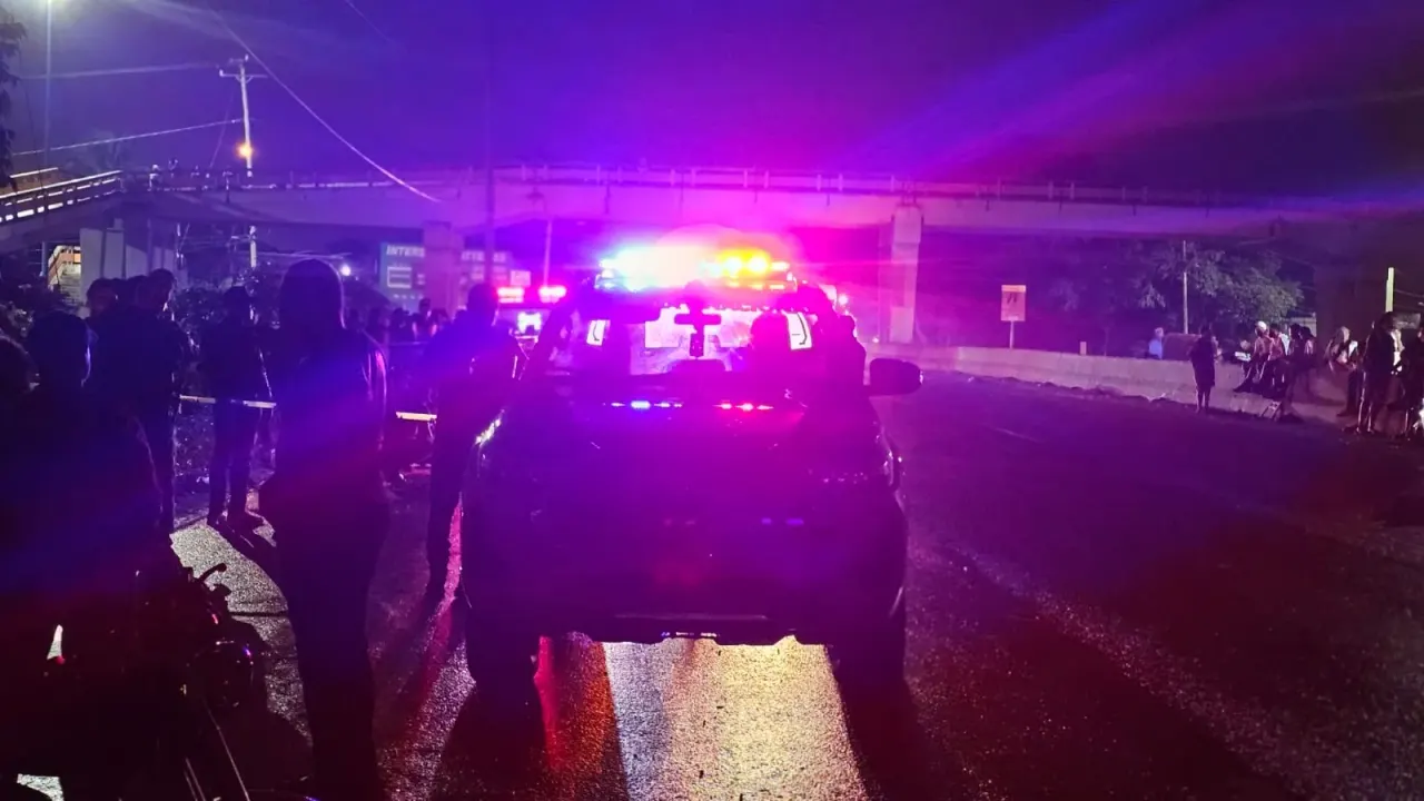 Hombre ultimado a tiros en autopista Duarte, cerca de Soto