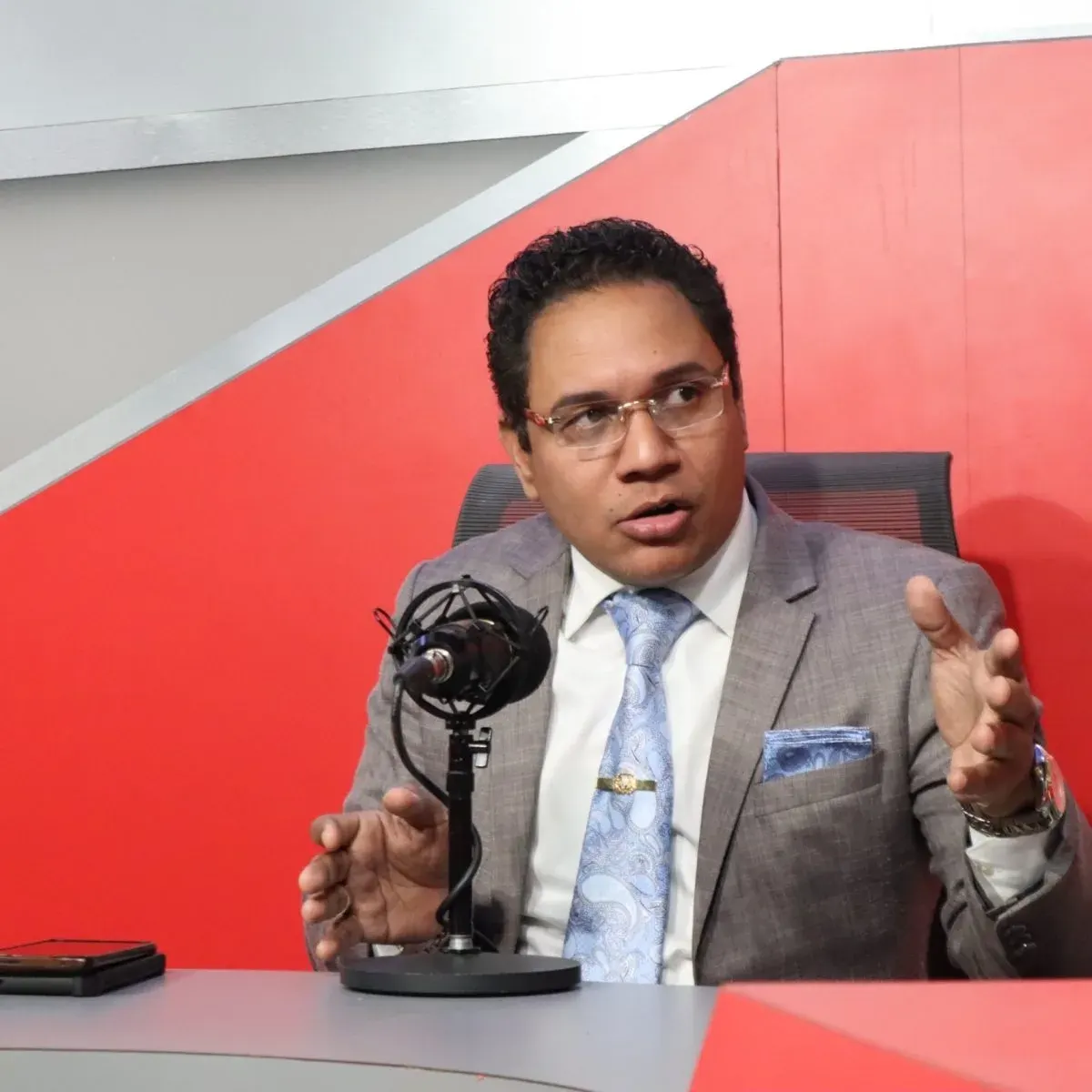 Ariel Lara: Tropas salvadoreñas en Haití para rescatar, no para atacar