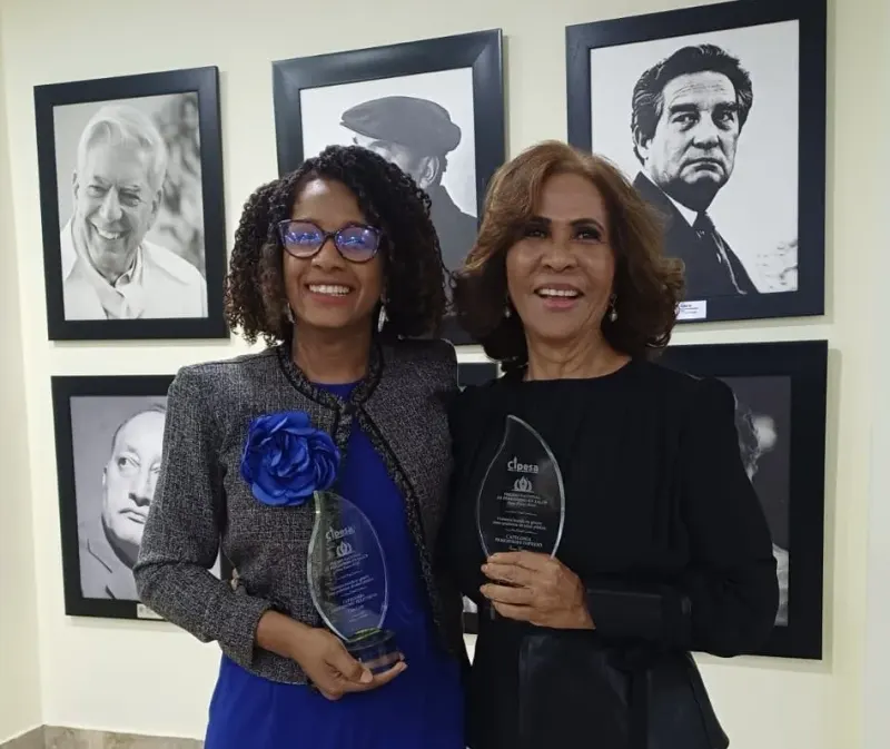 Dos periodistas de Panorama ganan premios por reportajes sobre violencia de género