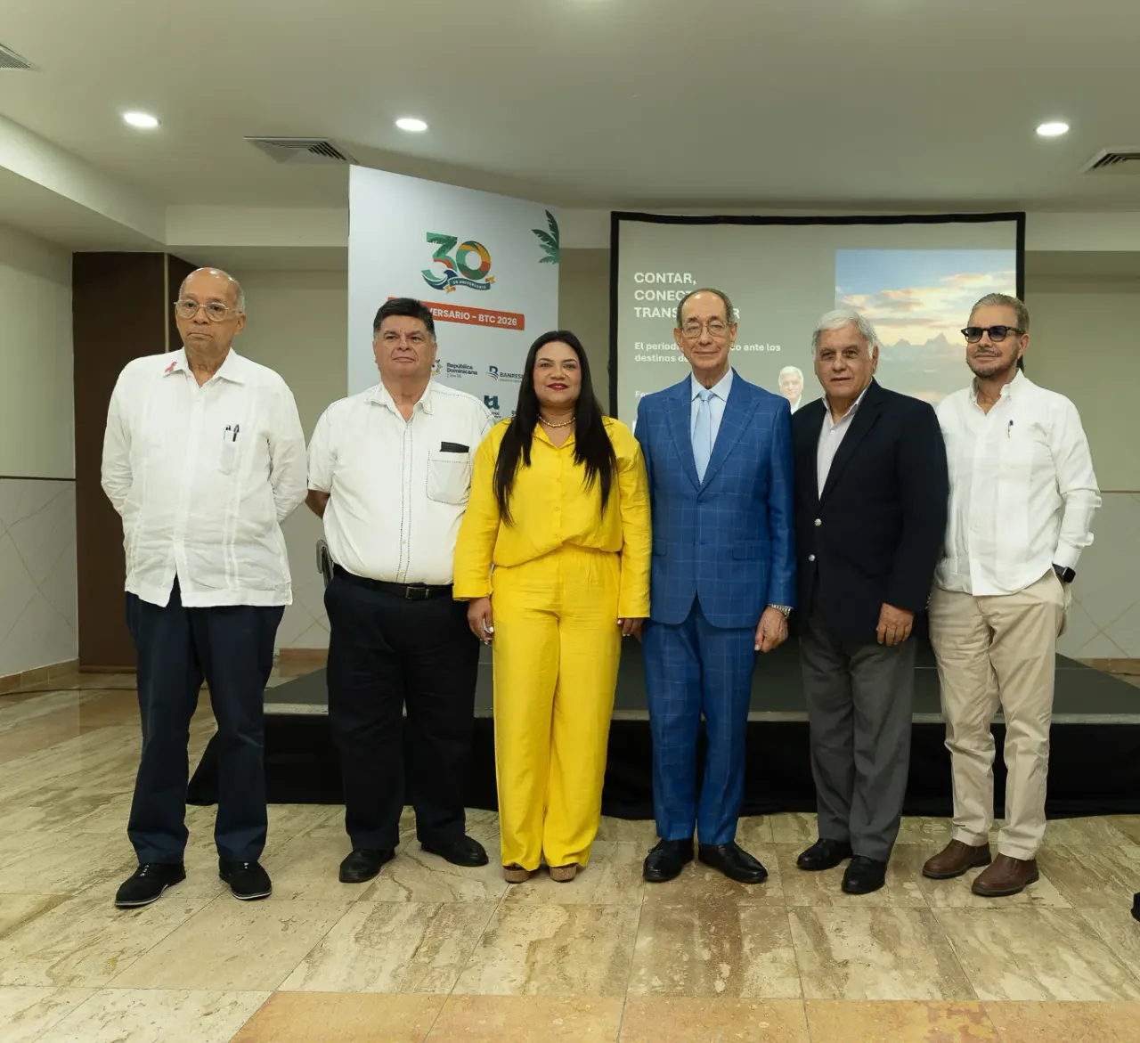 Periodistas y expertos turísticos firman compromisos para mejorar el periodismo en el Caribe y América Latina