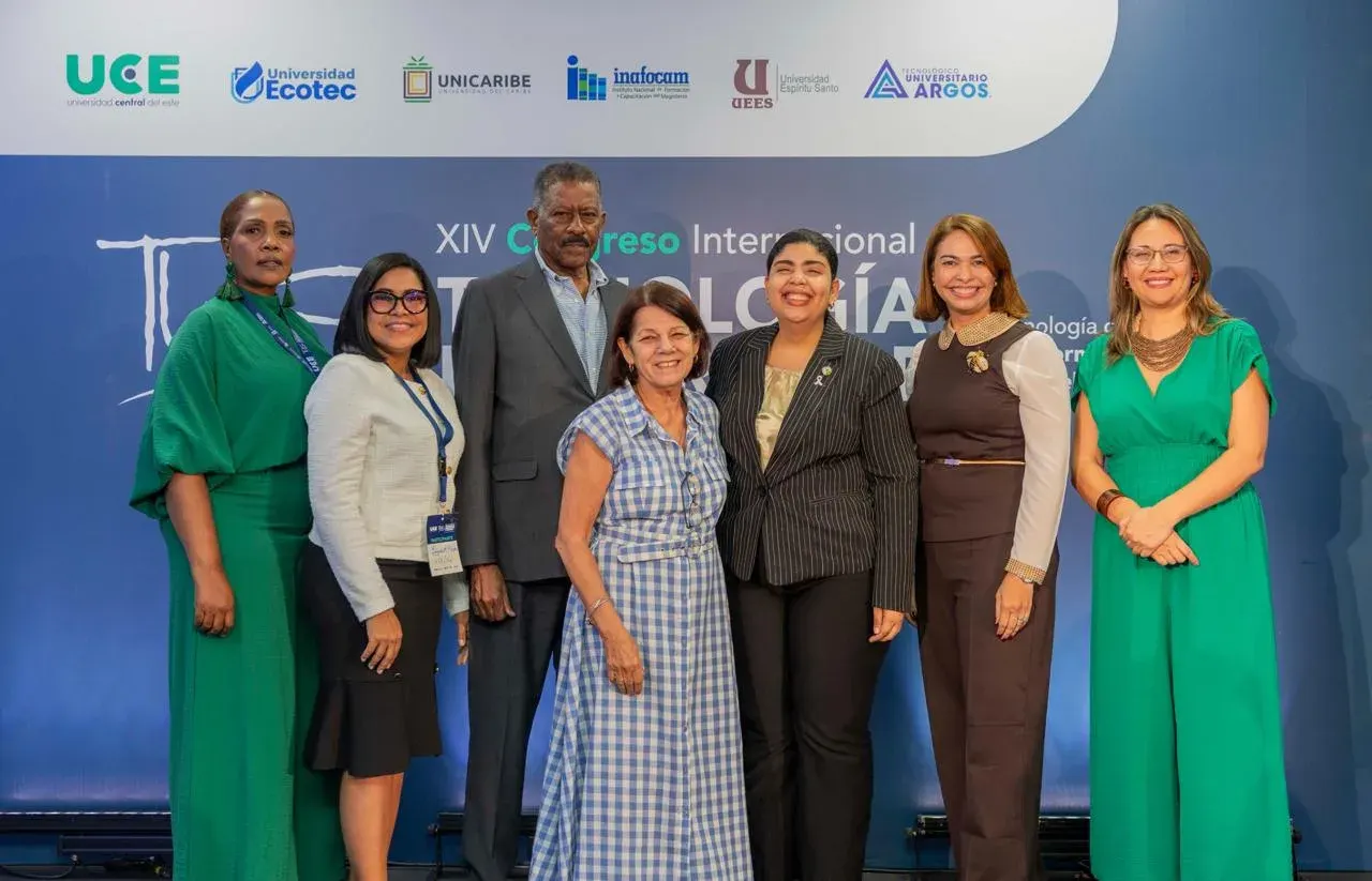 La UCE concluye congreso internacional TUS 2026 en Punta Cana