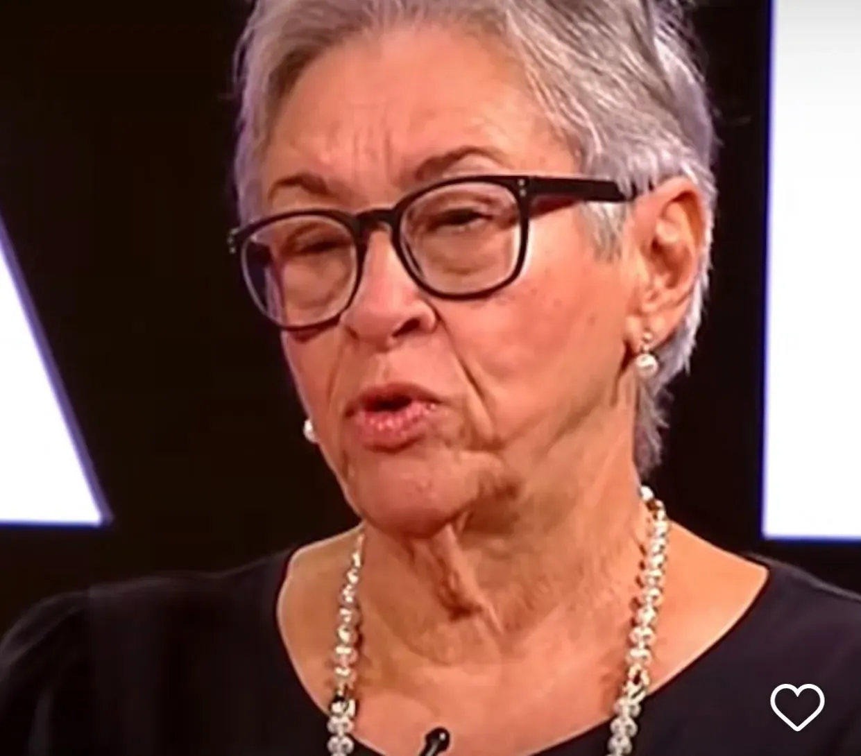 Exministra advierte que en RD, sin dinero no hay salud