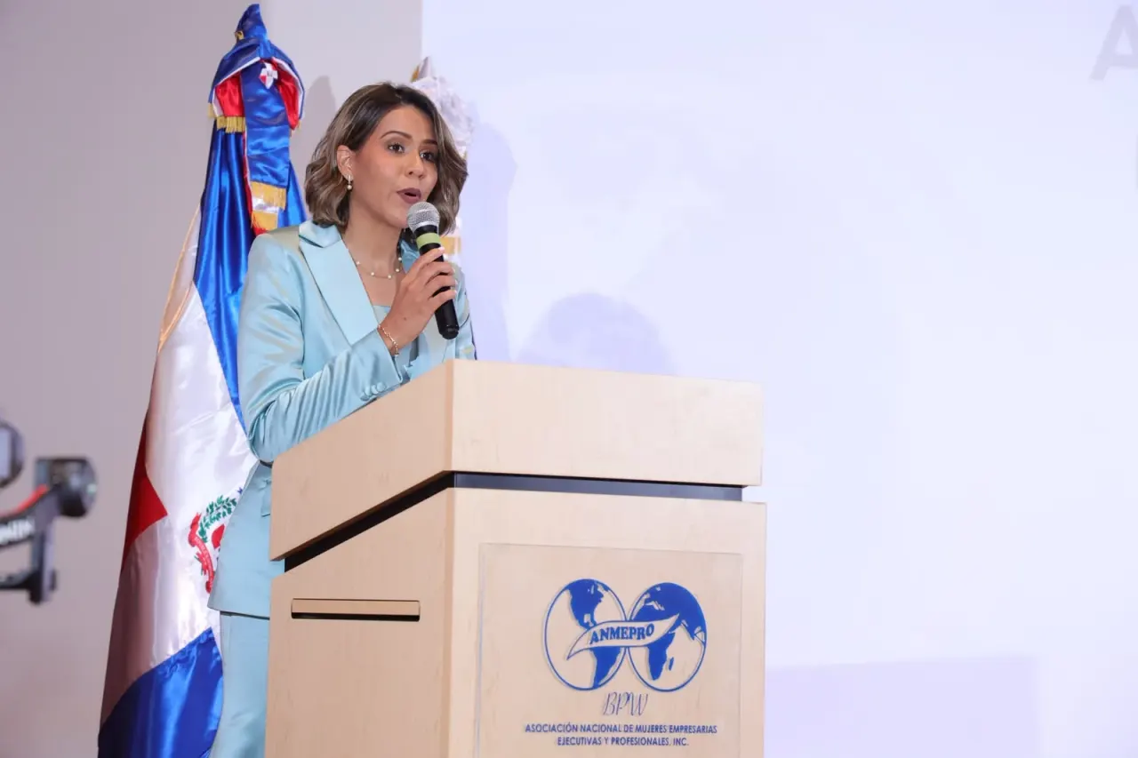 ANMEPRO apoya la Ley Mirabal para proteger a las mujeres en el trabajo