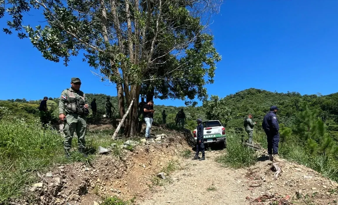 SENPA desmantela construcciones ilegales en áreas protegidas de Villa Altagracia