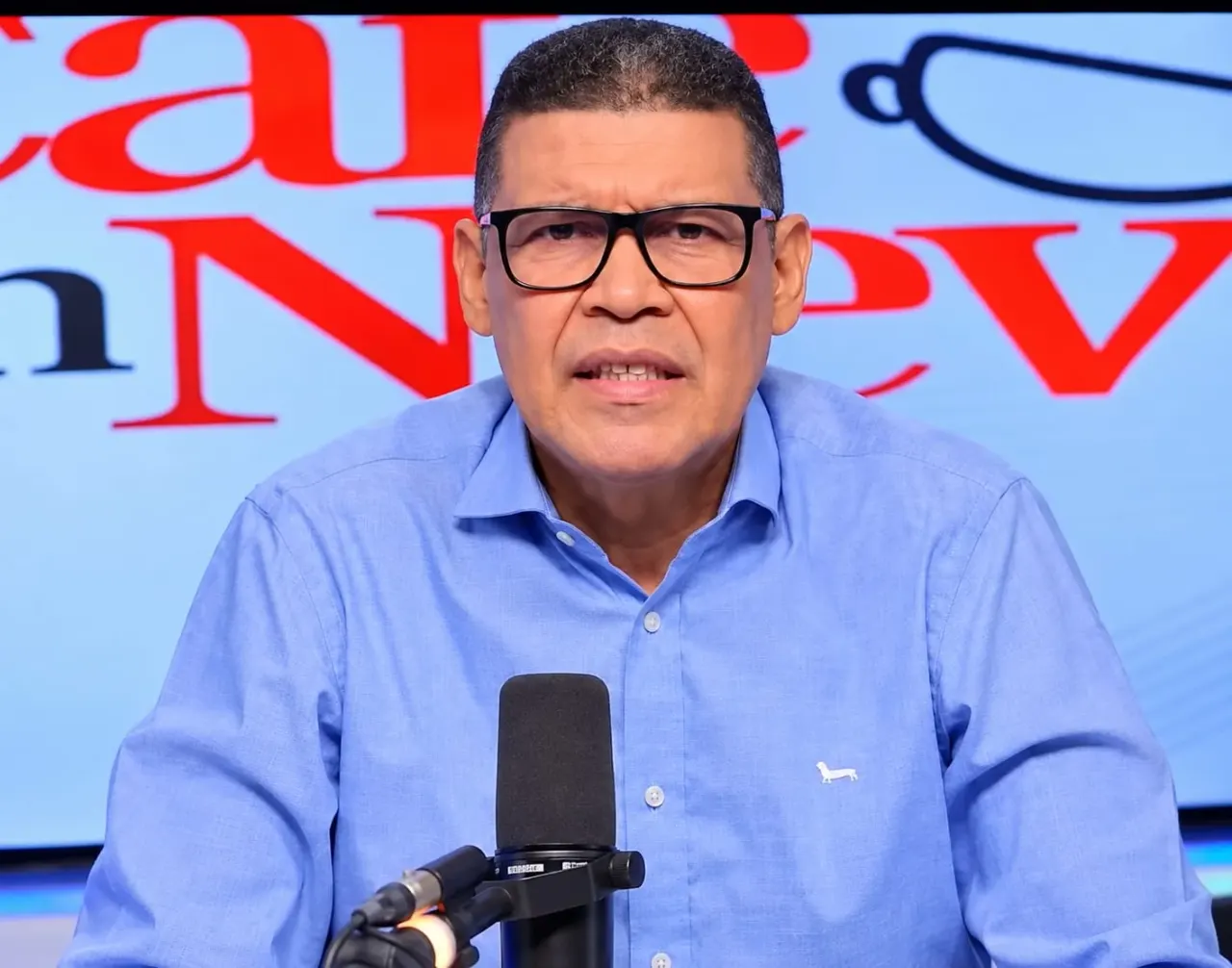 Ricardo Nieves compara el racismo con una enfermedad y lo distingue del control migratorio