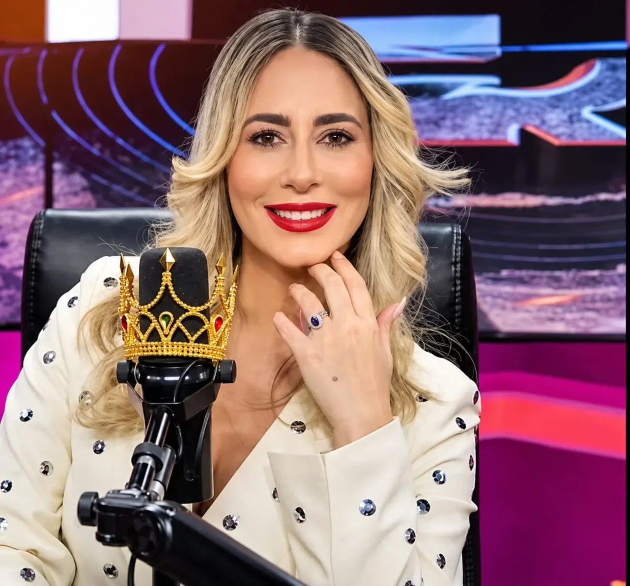 Noelia Hazim cuestiona motivaciones de quienes eligen ser maestros
