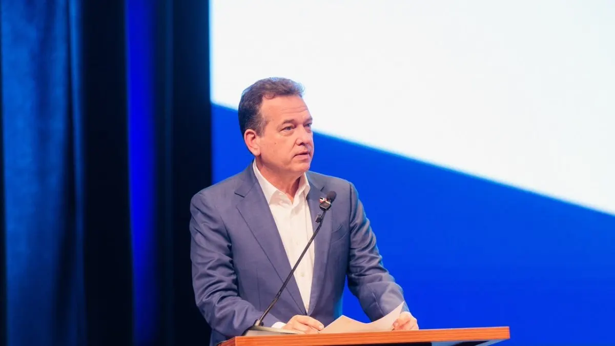 Canciller habla de municiones antiguas en medio de controversia