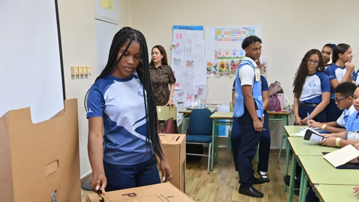 JCE inicia campaña para enseñar a jóvenes a votar