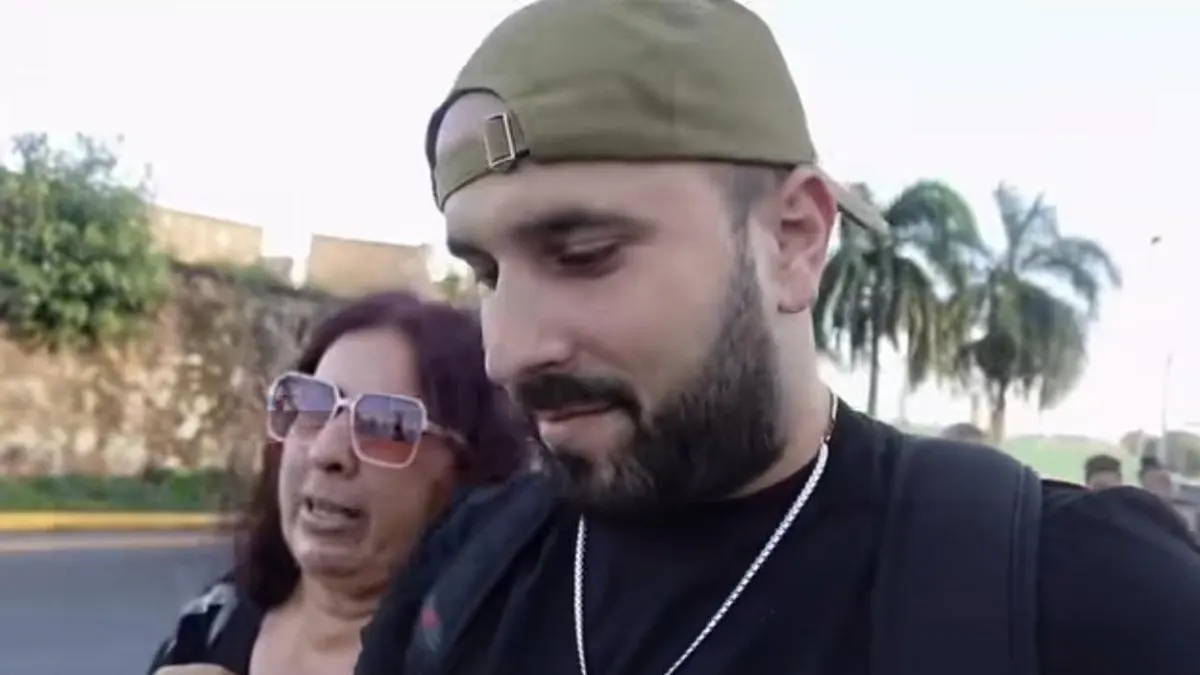 Turista cubana elogia el desarrollo de República Dominicana