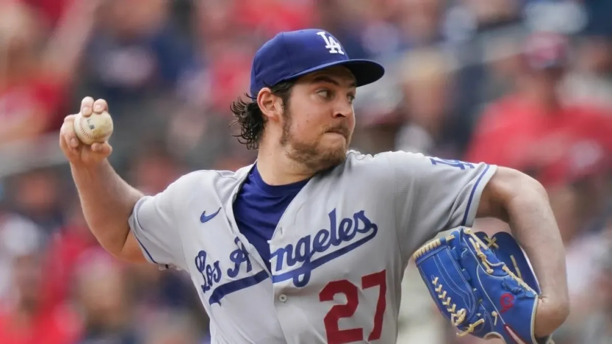 Trevor Bauer jugará antes de lo esperado con las Estrellas