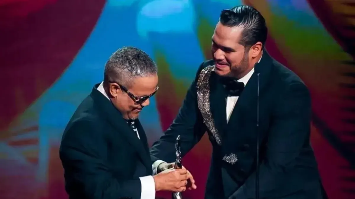 Héctor Acosta elogia a Juan Carlos Pichardo rumbo a los premios de Acroarte