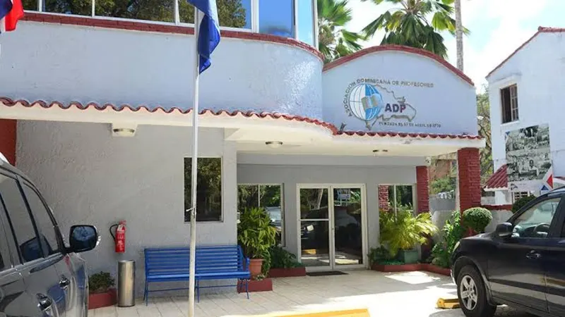 ADP podría perder derecho a hacer huelgas en escuelas públicas