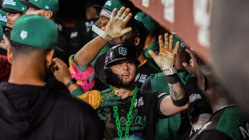Estrellas Orientales lideran LIDOM tras vencer a Gigantes del Cibao