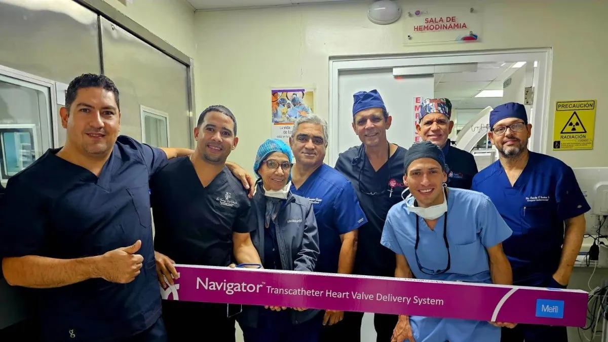 Innovador procedimiento salva vida de hombre de 72 años en República Dominicana