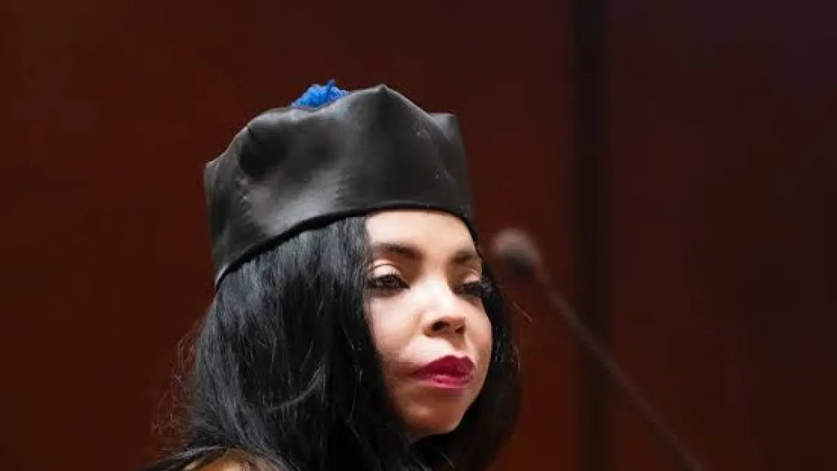 Yeni Berenice dice que nuevo Código Penal no regula relación médico-paciente
