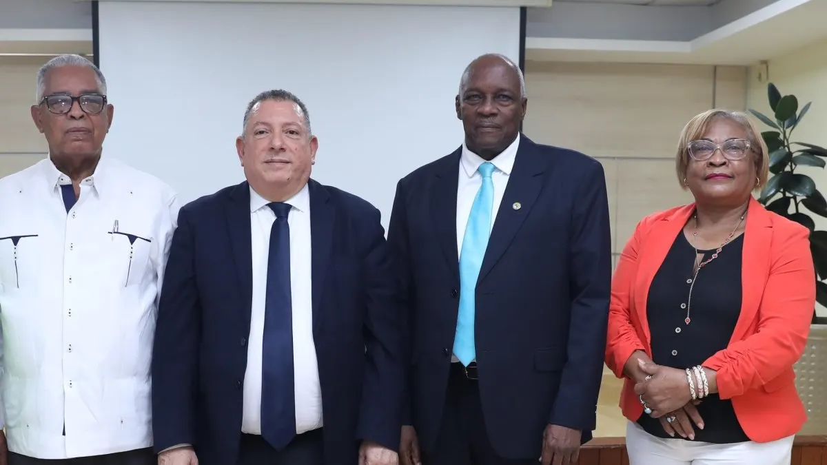 COOPNAMA recibe visita de periodistas de Hoy antes del Día del Cooperativismo