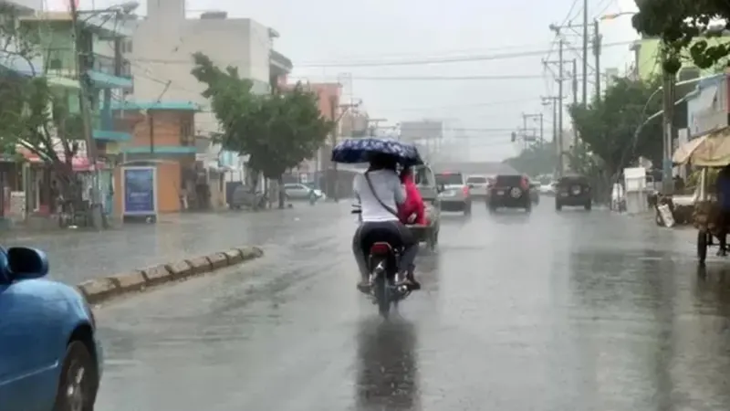 14 provincias en alerta por lluvias y vientos