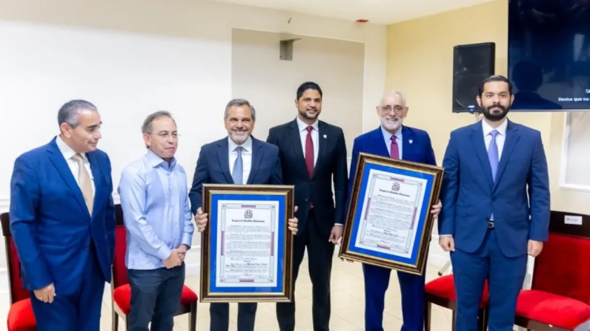 Senado reconoce el trabajo de Vitelio Mejía y Junior Noboa