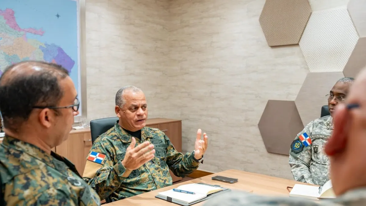 Fuerzas Armadas evalúan la seguridad y vigilancia en la frontera dominicana