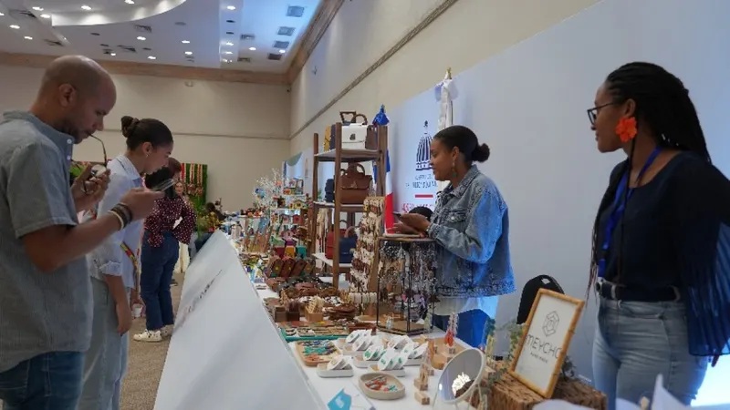 Artesanos piden más ferias tras el 30 aniversario de la Bolsa Turística del Caribe