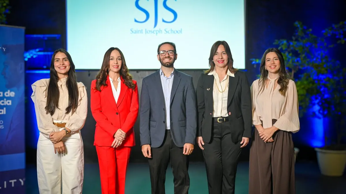Dos colegios dominicanos lanzan programa de inteligencia artificial para estudiantes de secundaria