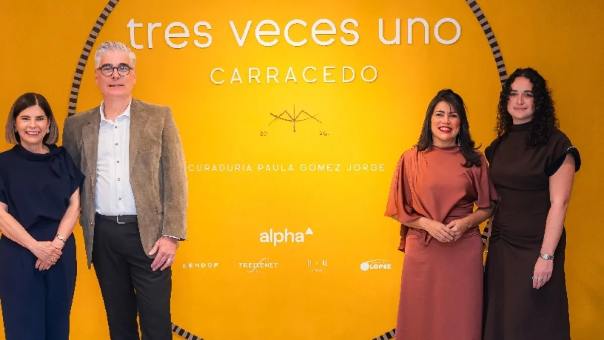 Artista dominicano expone su obra en ASR Galería