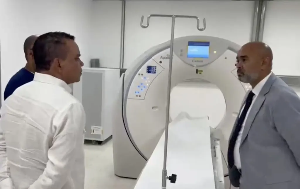 SNS supervisa mejoras en el Hospital Darío Contreras