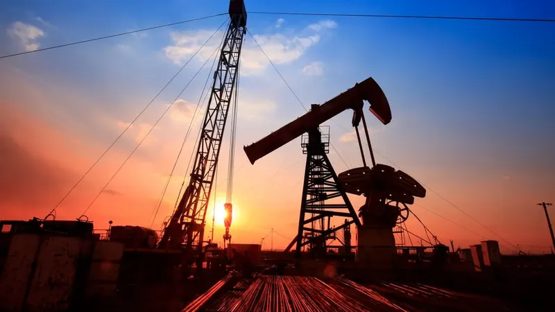 El petróleo Brent sube a su nivel más alto desde abril