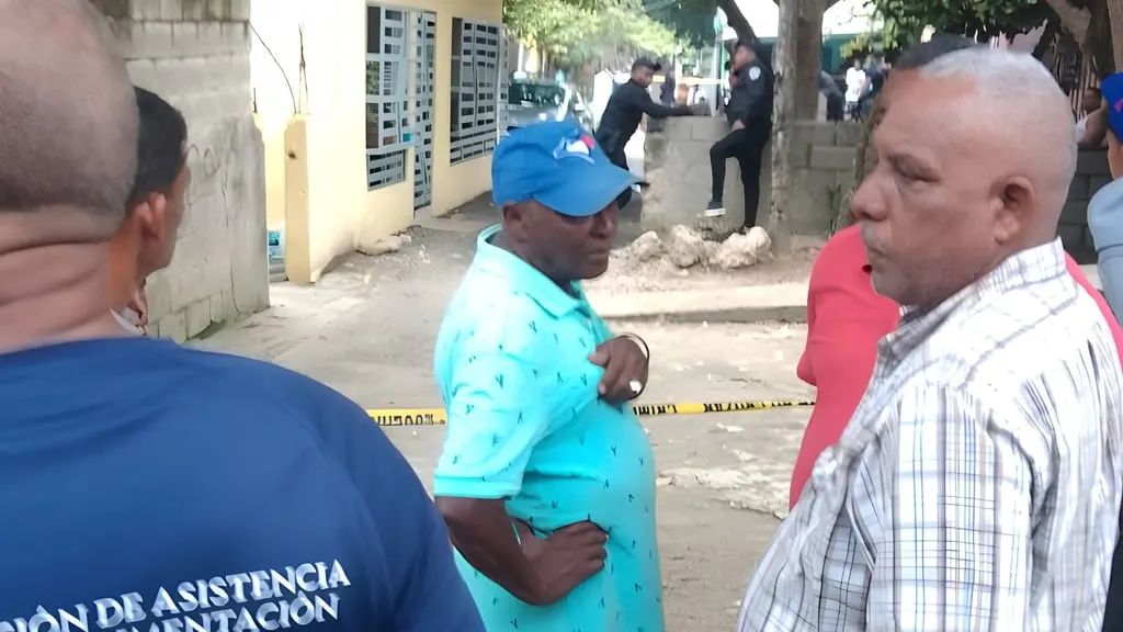 Riña en Villa Liberación deja una mujer muerta y su hijo herido