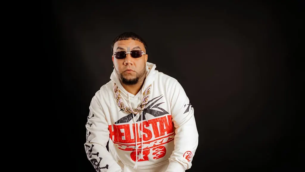 Fallece Royel 27 tras presunto suicidio