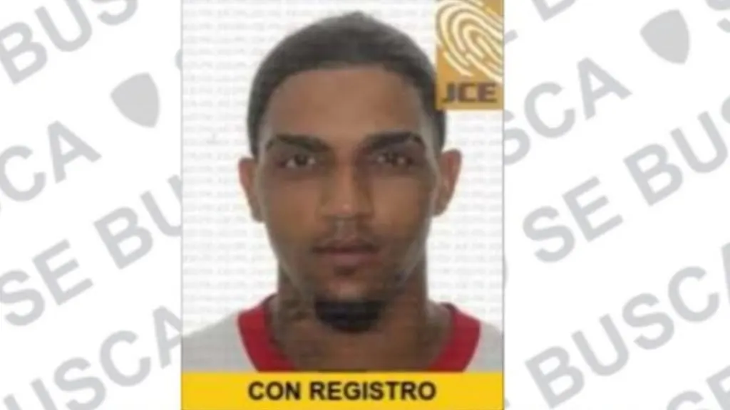Hombre buscado por robo de RD$1.4 millones se entrega en Santiago