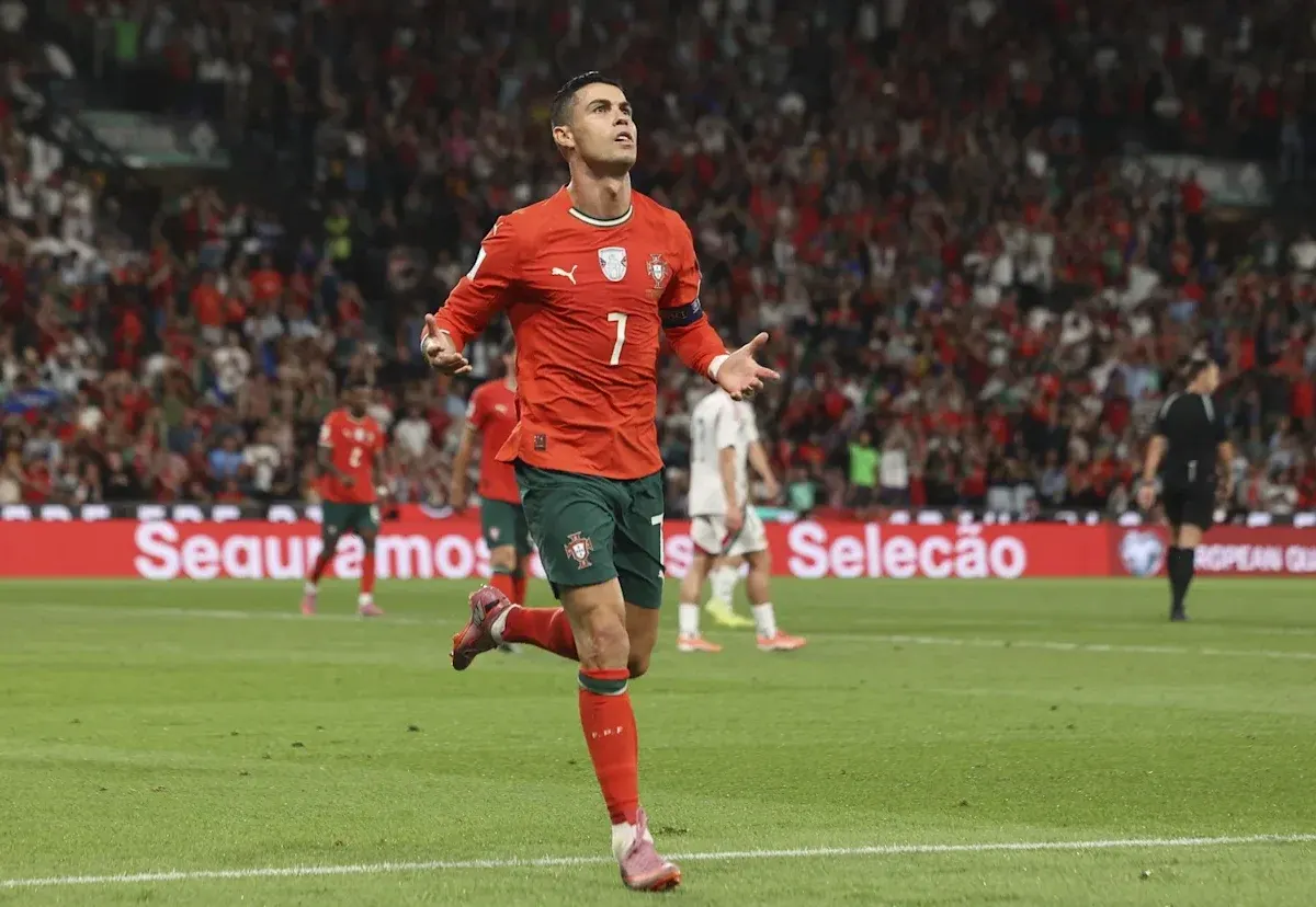 Cristiano Ronaldo recibe sanción por abandonar la selección de Portugal