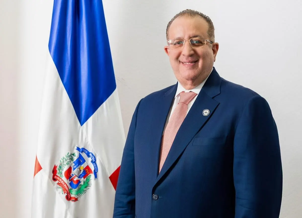 Magín Díaz afirma que los dominicanos podrán pagar la cena de Nochebuena